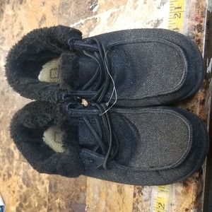 Hey dude fuzzy booties